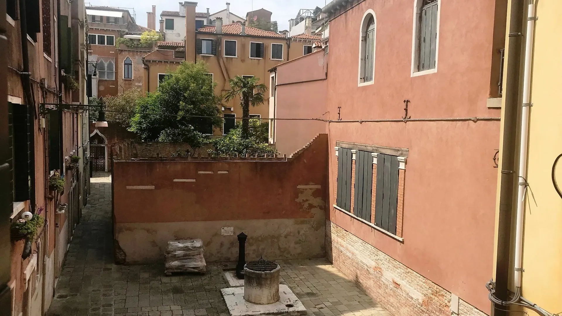 Modern Apartment In Venice Gf