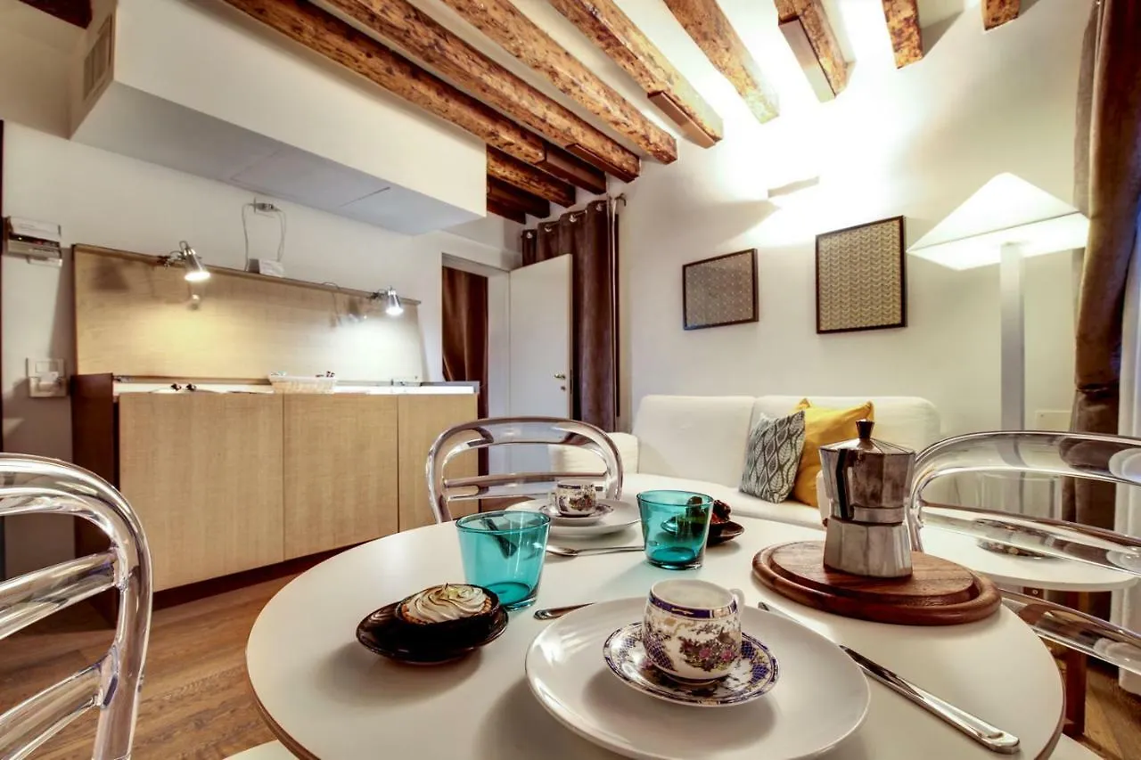Modern Apartment In Venice Gf