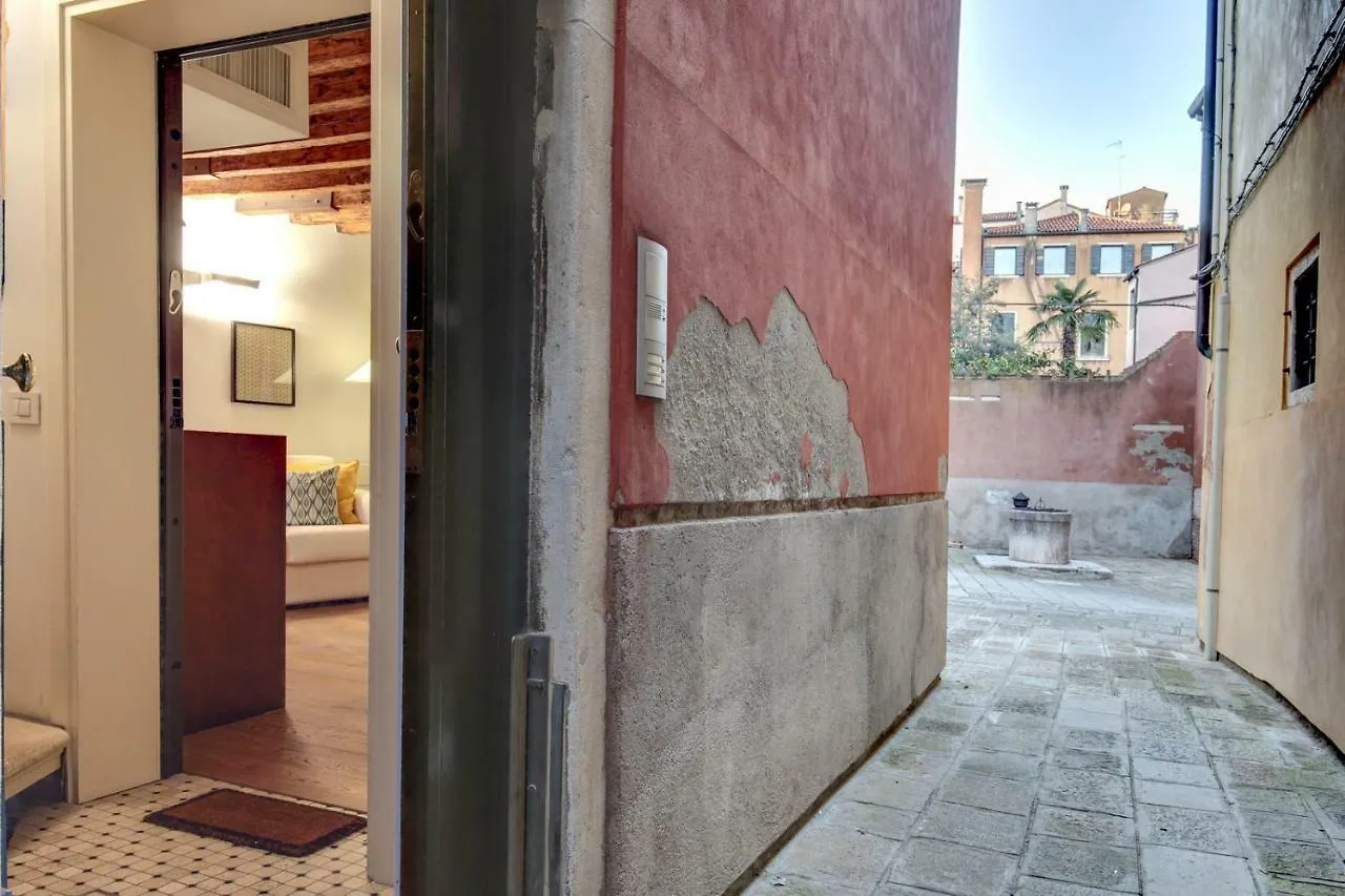 Modern Apartment In Venice Gf Italy